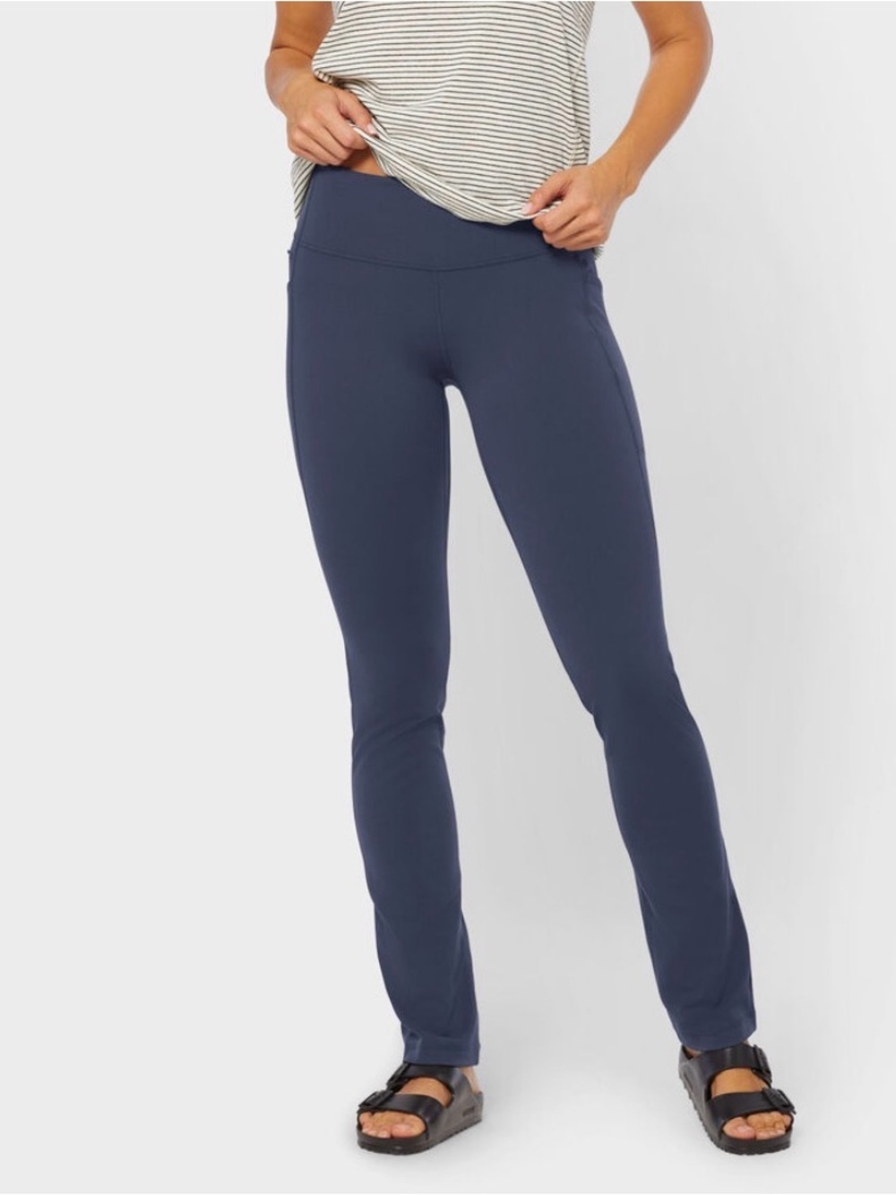Duluth Trading Co Navy High-Rise Skinny Active Pants